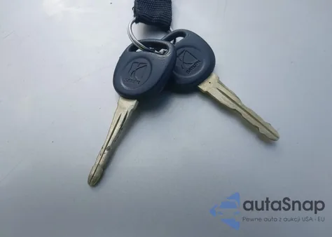 2000 Saturn Sl1 из США, поврежденный, VIN 1G8ZH5286YZ219563